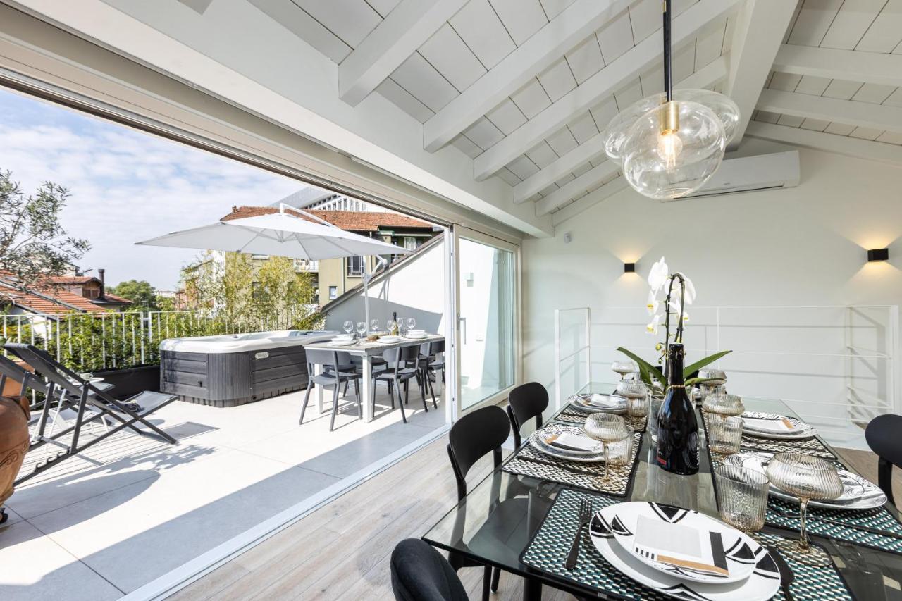 *Villa Olivo*With Private Terrace & Jacuzzi + 3Bedrooms Milan Exterior photo